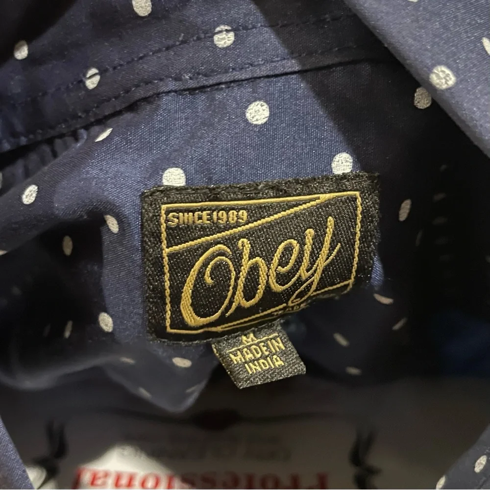 Mens M, OBEY Blue Polka Dot Button Down SS - Picture 2 of 4